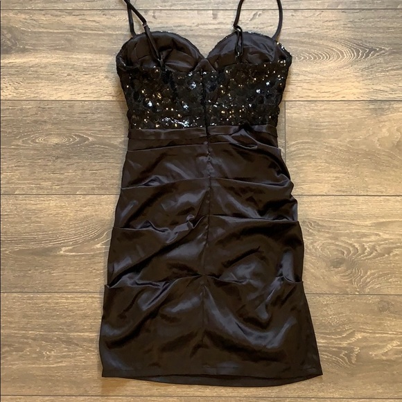 💚2/$30 Beaded top spaghetti strap cocktail dress - Picture 2 of 5
